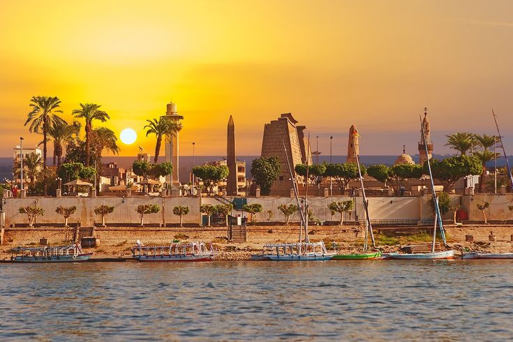 Attractions & Tours
