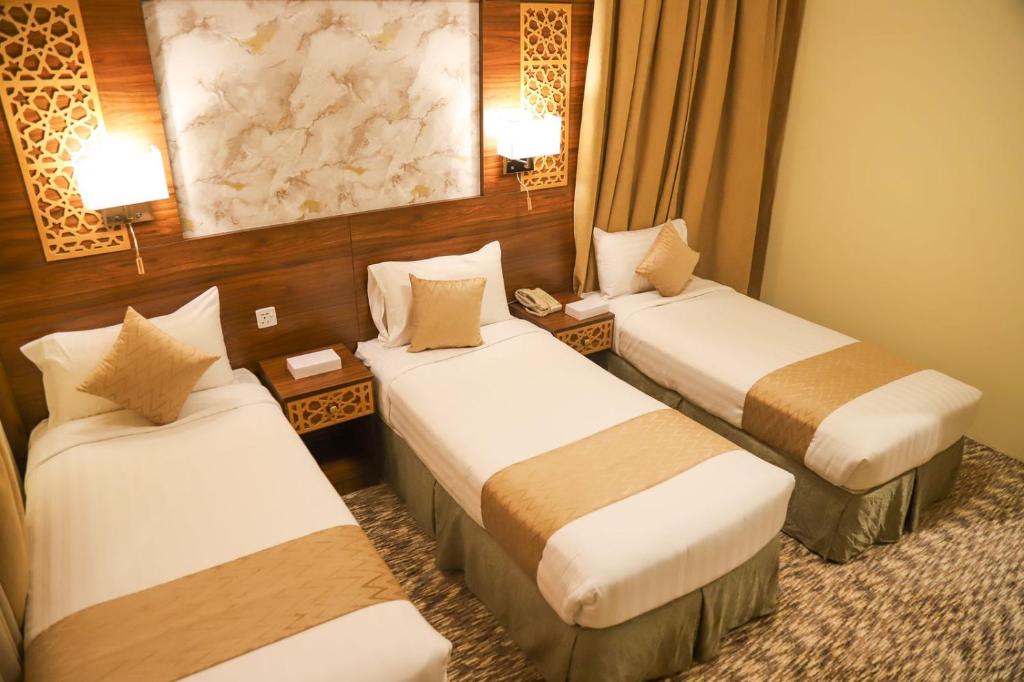 img-hotel